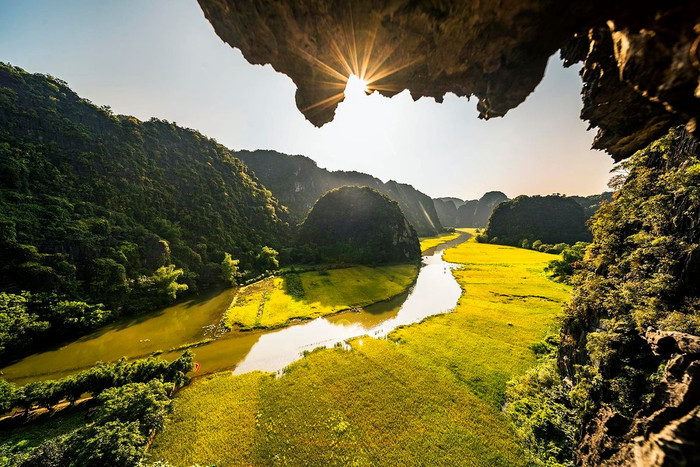 Những nơi ngắm hoàng hôn đẹp nhất Ninh Bình quê Phương Oanh khiến du khách mê mẩn Ảnh 3