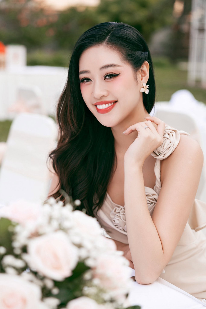 Hoa hậu Khánh Vân duy trì sức hút sau nhiều năm đăng quang.