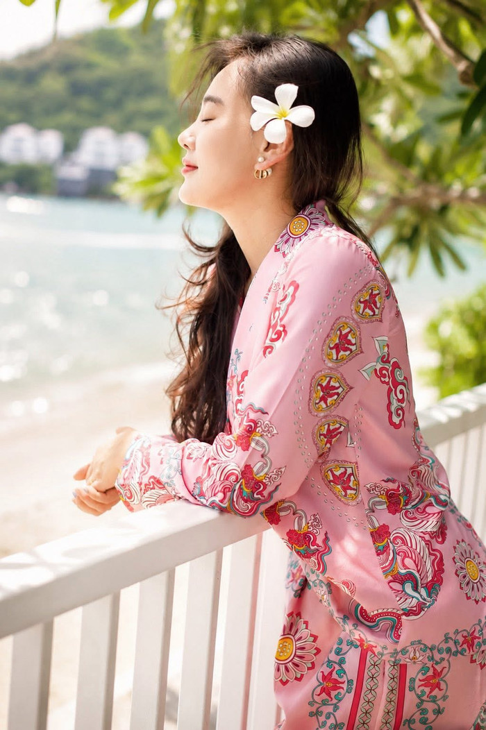 Phương Oanh gây ấn tượng với hình ảnh tích cực. Ảnh: FBNV