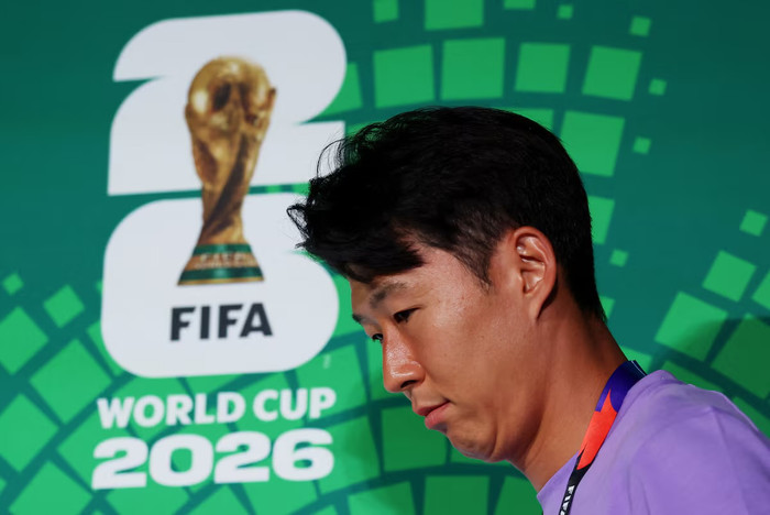Lúc 9h hôm nay, Son Heung-min sẽ có cơ hội đi vào lịch sử bóng đá Hàn Quốc nếu ghi 2 bàn, trong khi CH Czech tạo bất ngờ với quân bài mới. Ảnh: Reuters