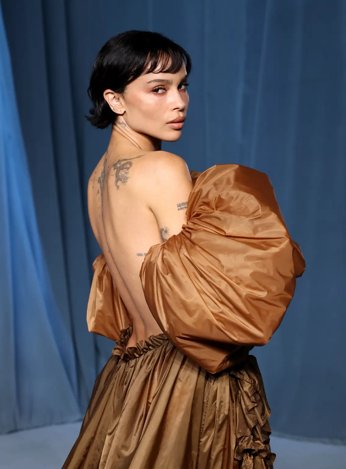 Zoë Kravitz cũng thừa nhận bản thân luôn ý thức rõ về sự hữu hạn của cuộc sống.