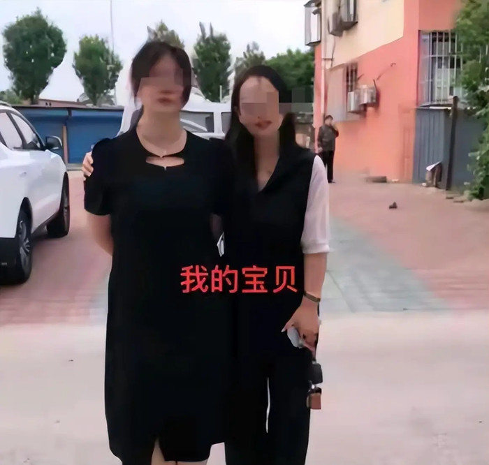 Vừa thi xong Đại học, con gái được cha báo tin mẹ đã qua đời 11 ngày Ảnh 4