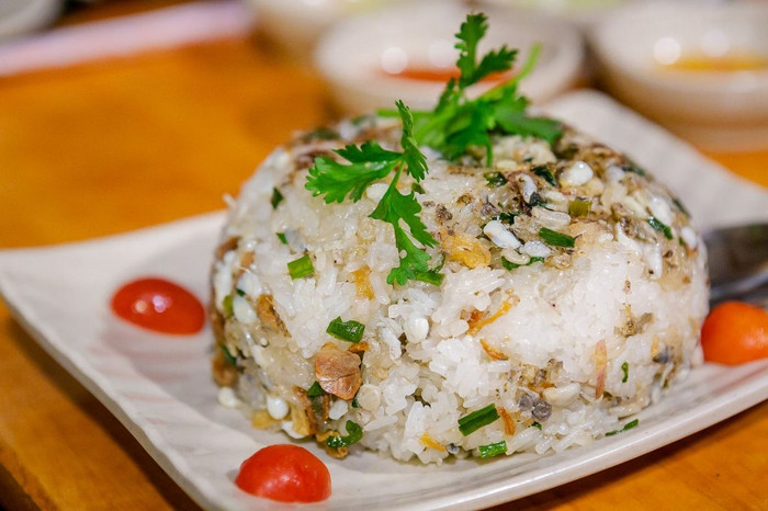 Ninh Bình quê Phương Oanh có một món xôi chế biến rất cầu kỳ, nghe tên còn thấy sợ sợ Ảnh 4
