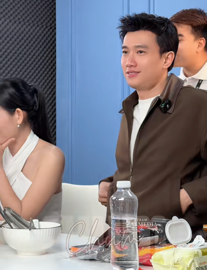 Quốc Trường cười tươi rói khi tuyên bố về chuyện kết hôn. Ảnh: khanhnguyen1509