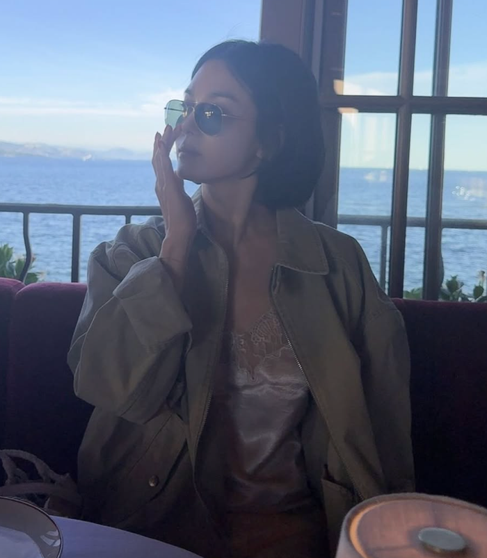 Song Hye Kyo khoe nhan sắc nổi bật giữa trời Âu Ảnh 2