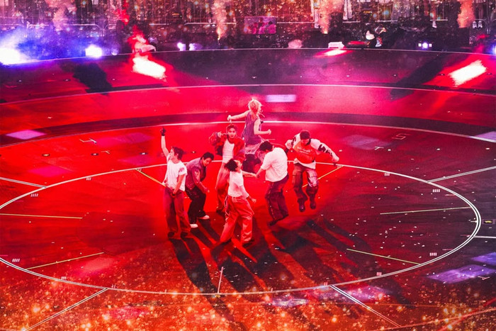 HYBE lên tiếng xin lỗi sau concert của BTS tại Busan Ảnh 3