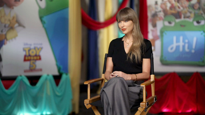 Taylor Swift tiết lộ lý do sáng tác nhạc cho 'Toy Story 5' Ảnh 2