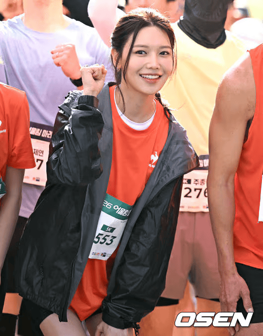 Soo Young từng nhiều lần công khai làm thiện nguyện. Ảnh: OSEN