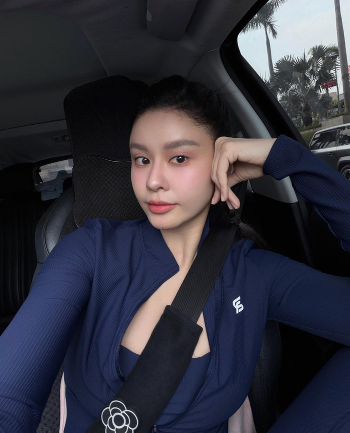 Trương Quỳnh Anh lựa chọn cuộc sống độc thân, chỉ tập trung chăm sóc cho con trai. Ảnh: FBNV