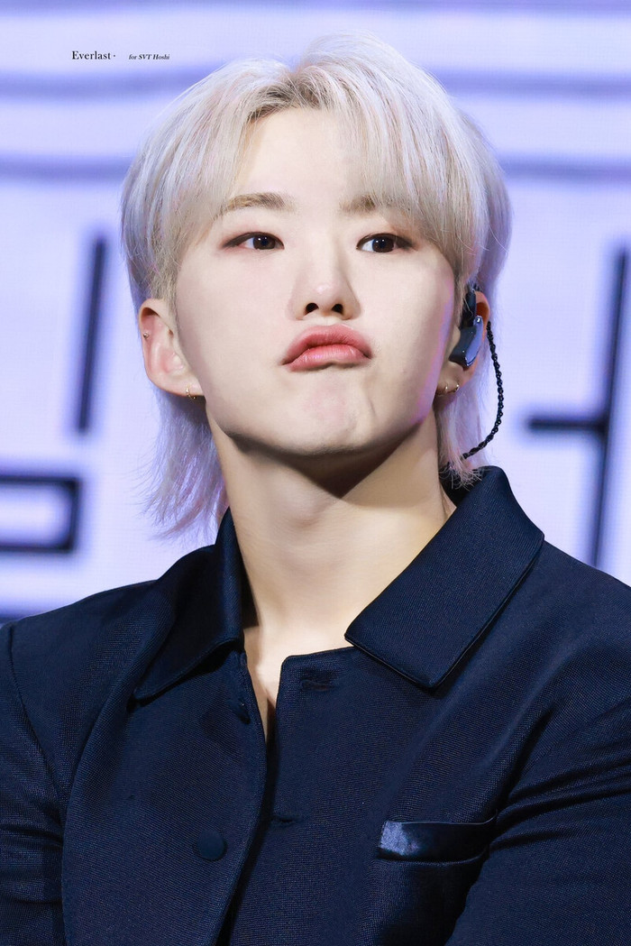 Hành động của Hoshi nhận được nhiều sự quan tâm bởi diễn ra trong thời gian nam thần tượng đang thực hiện nghĩa vụ quân sự.