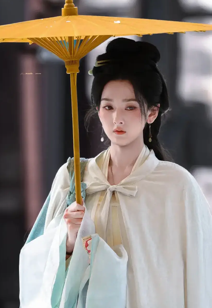 Khán giả đặc biệt mong chờ sự xuất hiện của Tống Tổ Nhi trên màn ảnh nhỏ thời gian tới.