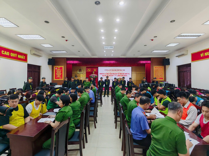 Khởi tố 187 bị can liên quan đến lừa đảo mua bán gói nghỉ dưỡng, du lịch. Ảnh: Công an TP Hà Nội