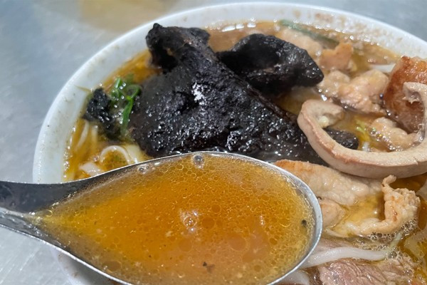 Món phở mang cái tên dễ gây hiểu lầm ở quê Hòa Minzy, cả miền Bắc hiếm nơi có món này Ảnh 3