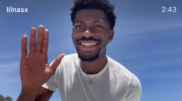 Lil Nas X tái xuất sau biến cố sức khỏe tâm thần Ảnh 1