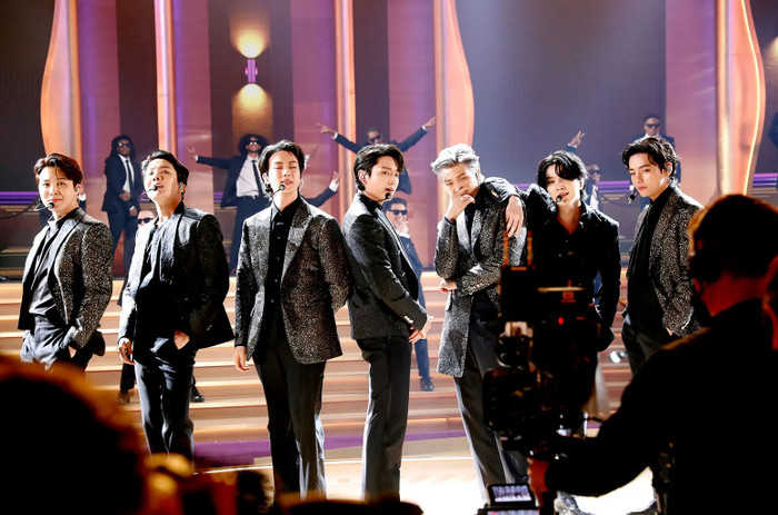 GRAMMY mở hạng mục mới cho nhạc châu Á: Cơ hội vàng hay rào cản mới với Kpop? Ảnh 3