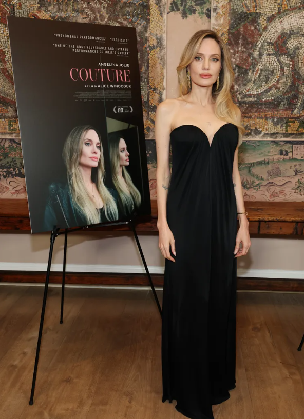 Couture là một trong nhiều dự án mà Angelina Jolie đang theo đuổi bên cạnh các bộ phim sắp ra mắt và hoạt động sáng tạo tại Atelier Jolie ở New York. Ảnh: Getty