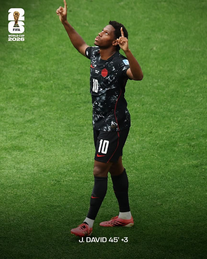 Jonathan David đi vào lịch sử World Cup khi trở thành cầu thủ CONCACAF đầu tiên sau 96 năm lập hat-trick, giúp Canada tiến gần vé đi tiếp. Ảnh: FIFA