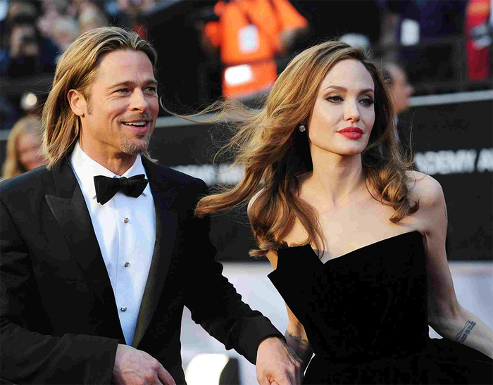 Angelina Jolie cho biết các con mong muốn được nhìn thấy mẹ đi nhiều nơi trên thế giới.