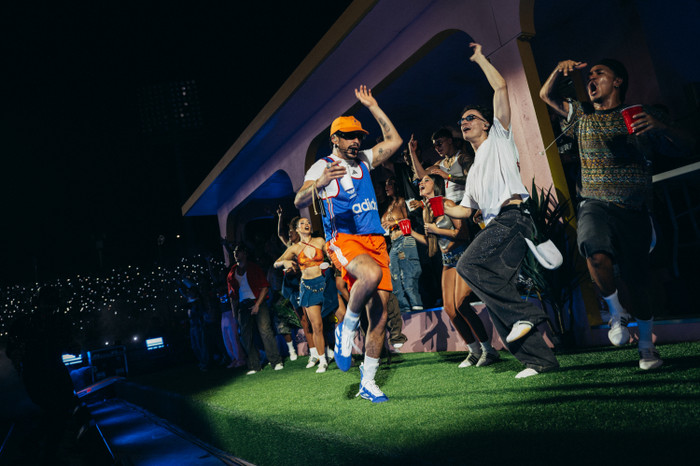 Bad Bunny lập kỳ tích chưa từng có đối với một nghệ sĩ Latin Ảnh 4