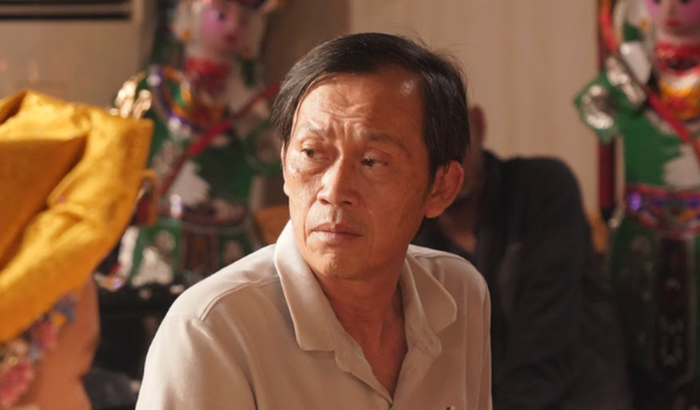 Hoài Linh lựa chọn trở lại điện ảnh bằng những vai diễn phù hợp với trải nghiệm và thế mạnh của mình.