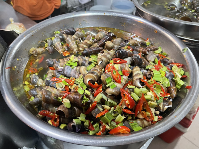 Du khách đến quê Mỹ Tâm thường tìm ăn món này vào buổi chiều, giá rẻ nhưng hương vị khó quên Ảnh 2