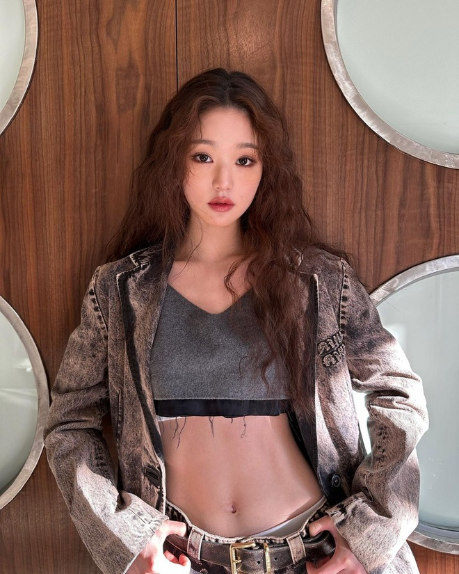 Những ồn ào liên quan đến Jang Won Young tại sân bay khiến dư luận xứ Hàn xôn xao những ngày gần đây.