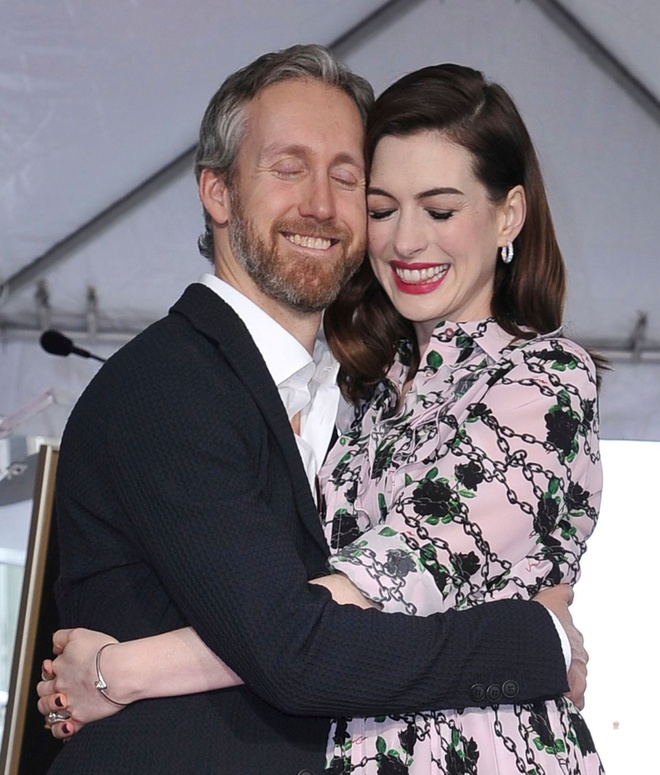 Anne Hathaway kết hôn với Adam Shulman vào năm 2012.