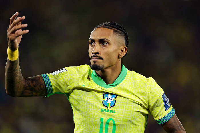 Tuyển Brazil vừa nhận tin không vui tại World Cup 2026 khi tiền đạo Raphinha gặp chấn thương cơ và đang phải chạy đua với thời gian để kịp trở lại ở giai đoạn knock-out. Ảnh: FIFA