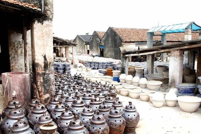 Làng gốm Phù Lãng.