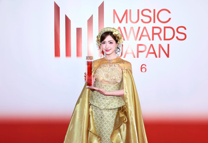 Hòa Minzy chiến thắng tại Music Awards Japan 2026 với ca khúc Bắc Bling.