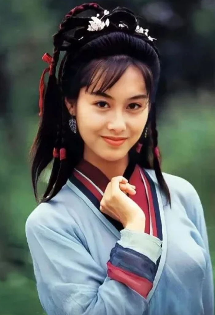 Hoàng Dung thời trẻ vốn sở hữu tư chất thông minh xuất chúng, dễ dàng thấu hiểu những triết lý võ học uyên thâm. Ảnh: Sohu