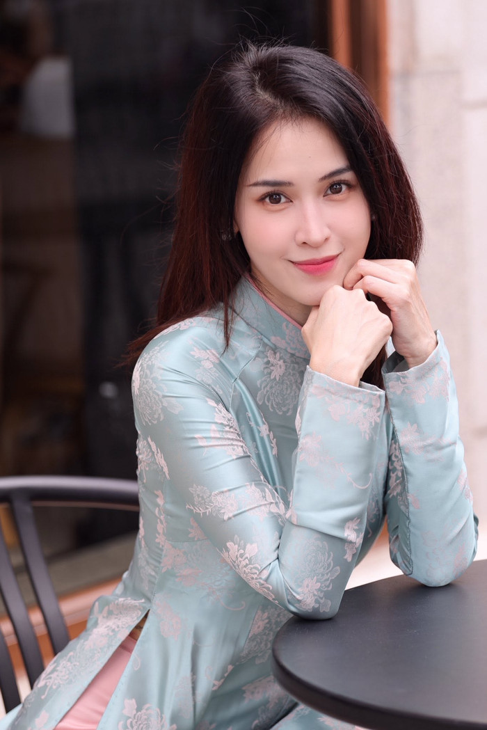 Diễn viên Tú Vi trong bộ ảnh mới. (Nguồn: FBNV)