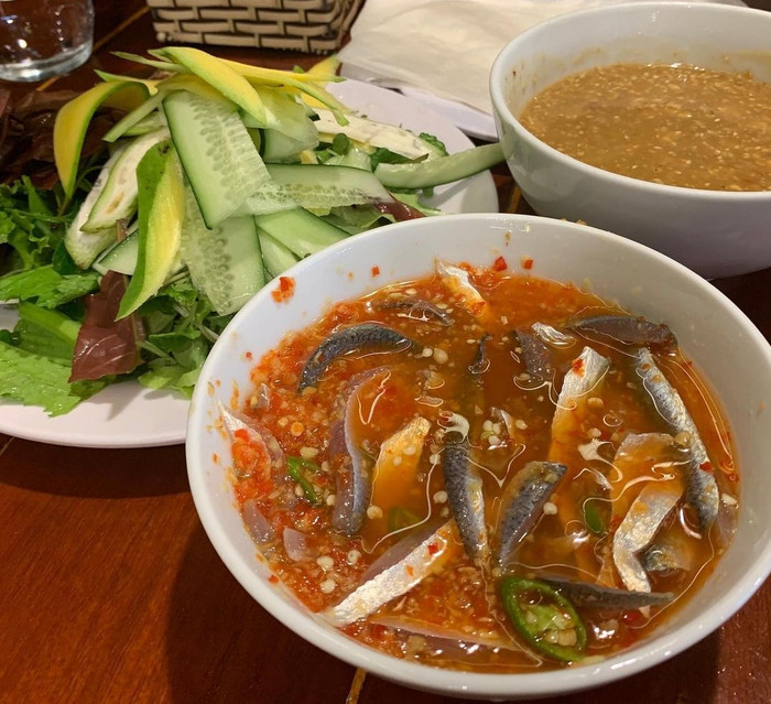 Món gỏi cá Nam Ô nổi tiếng Đà Nẵng.