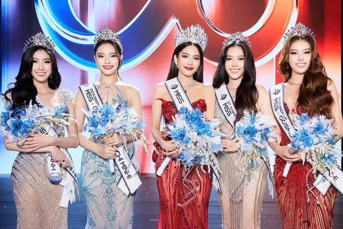 Mọi động thái của Nam Anh sau đăng quang tại Miss Cosmo TP.HCM đều thu hút sự chú ý từ phía khán giả. Ảnh: FBNV