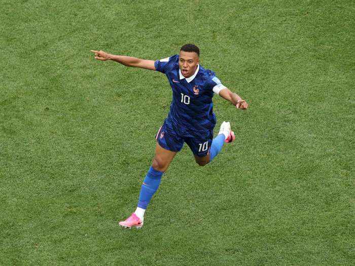 Kylian Mbappe tiếp tục cho thấy anh là đối thủ lớn nhất của Lionel Messi tại World Cup 2026. Ảnh: FIFA
