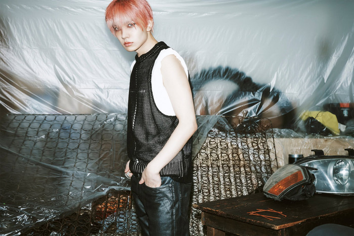 Heeseung tung MV solo, được khen là một trong những màn debut ấn tượng nhất Kpop Ảnh 6