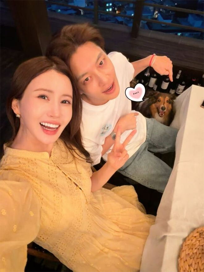 Sau khi thông báo mang thai ở tuổi 42 vào tháng trước, Lee Da Hae được nhận xét ngày càng tươi tắn và tràn đầy năng lượng.&nbsp;