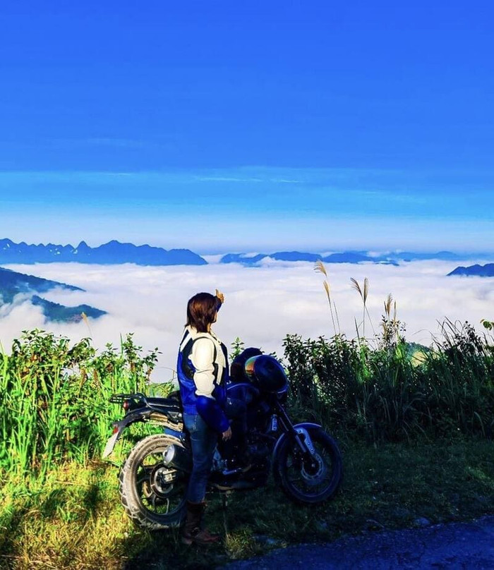 Về quê bà xã Hồ Văn Cường, chiêm ngưỡng 'biển trên núi' đẹp như tranh vẽ Ảnh 2