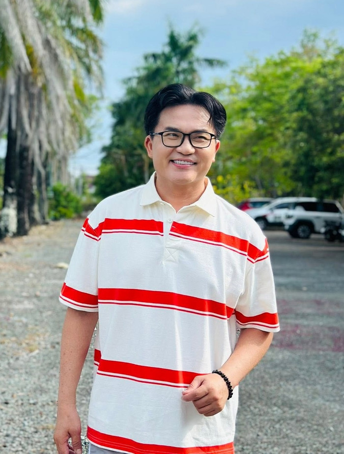 Đại Nghĩa được biết đến là nam nghệ sĩ đa năng của showbiz Việt, để lại dấu ấn mạnh mẽ ở nhiều vai trò như MC, diễn viên.