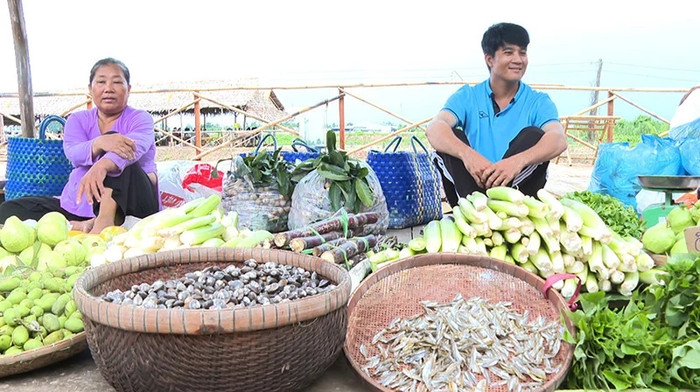 Đi chợ quê Đồng Tháp cùng Hồ Văn Cường để cảm nhận nhịp sống miền Tây Ảnh 3