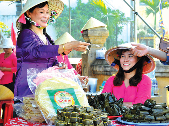 Ở Đà Nẵng quê Mỹ Tâm có một ngôi làng mà du khách thường bỏ qua: Nơi thời gian như trôi chậm lại giữa phố biển Ảnh 7