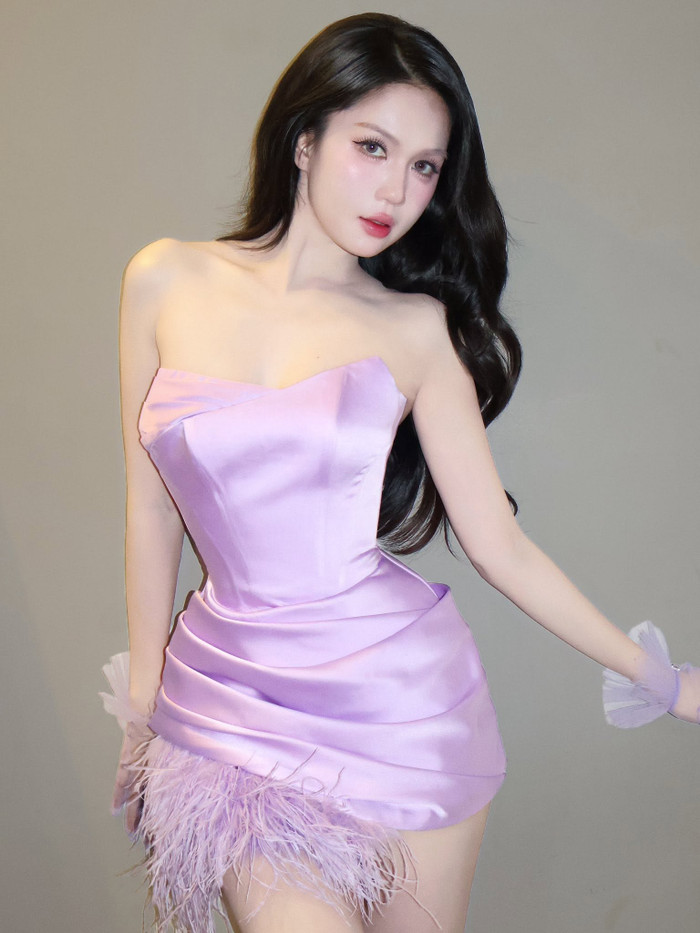 Ngọc Trinh mong muốn có người đàn ông vừa đồng hành trong công việc, vừa dành thời gian cho gia đình. Ảnh: FBNV