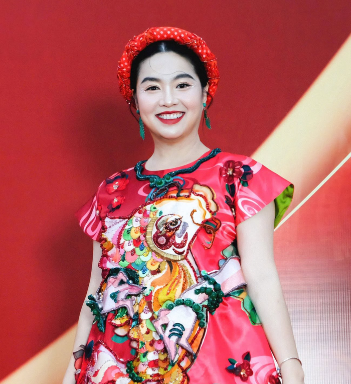 Khán giả kỳ vọng trong tương lai Lê Khánh sẽ tiếp tục mang đến những vai diễn mới giàu cảm xúc và lập thêm nhiều thành tích mới trong địa hạt điện ảnh. Ảnh: FBNV