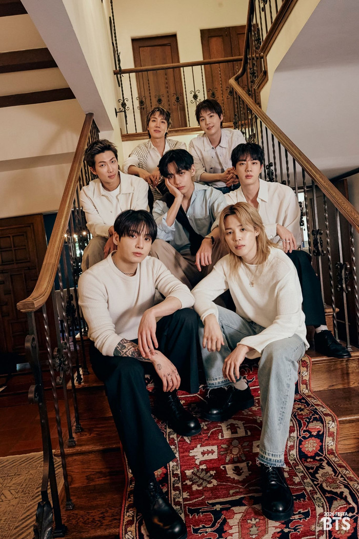 BTS chính thức phá kỷ lục tồn tại suốt 22 năm của huyền thoại rock nước Anh Ảnh 3