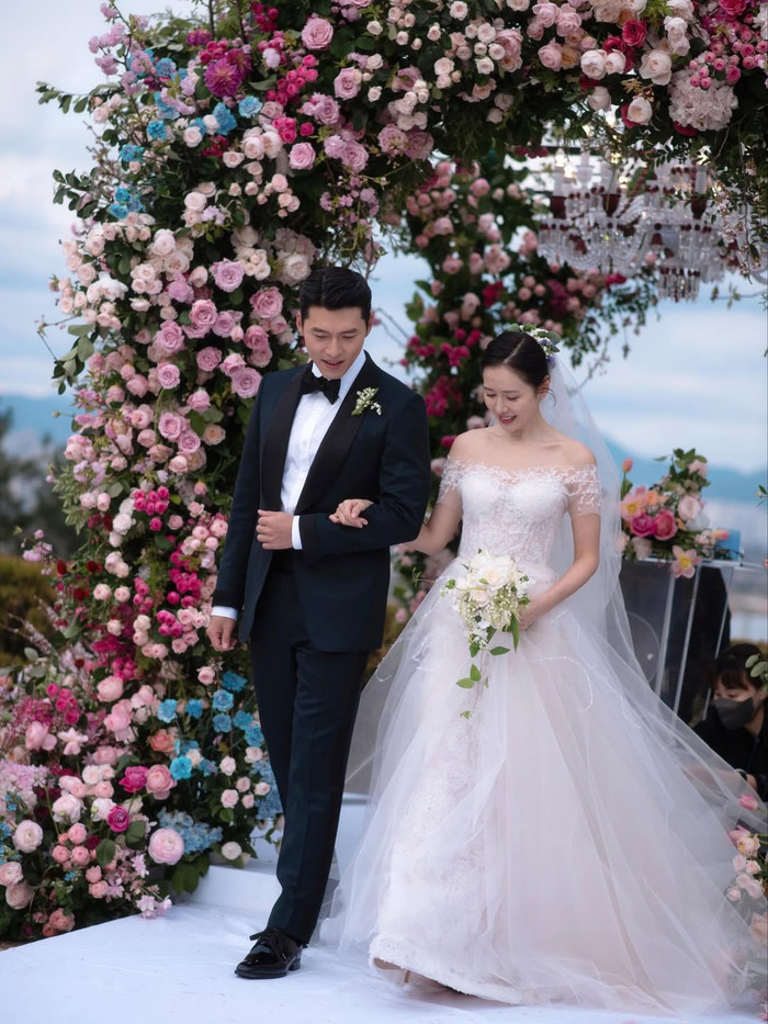 Son Ye Jin hiện có hôn nhân viên mãn bên Hyun Bin.