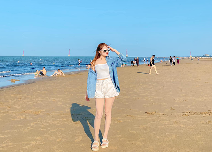 Bãi biển Cửa Lò hút khách số 1 mỗi dịp hè đến.