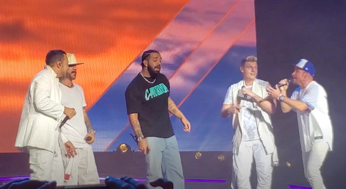 Drake tiết lộ nụ hôn đầu đời gắn liền với Backstreet Boys Ảnh 3