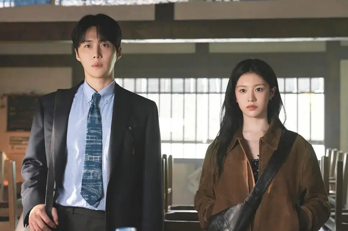Kim Seon Ho và Go Yoon Jung gây sốt trong Tiếng Yêu Này Anh Dịch Được Không ?. Ảnh: Netflix