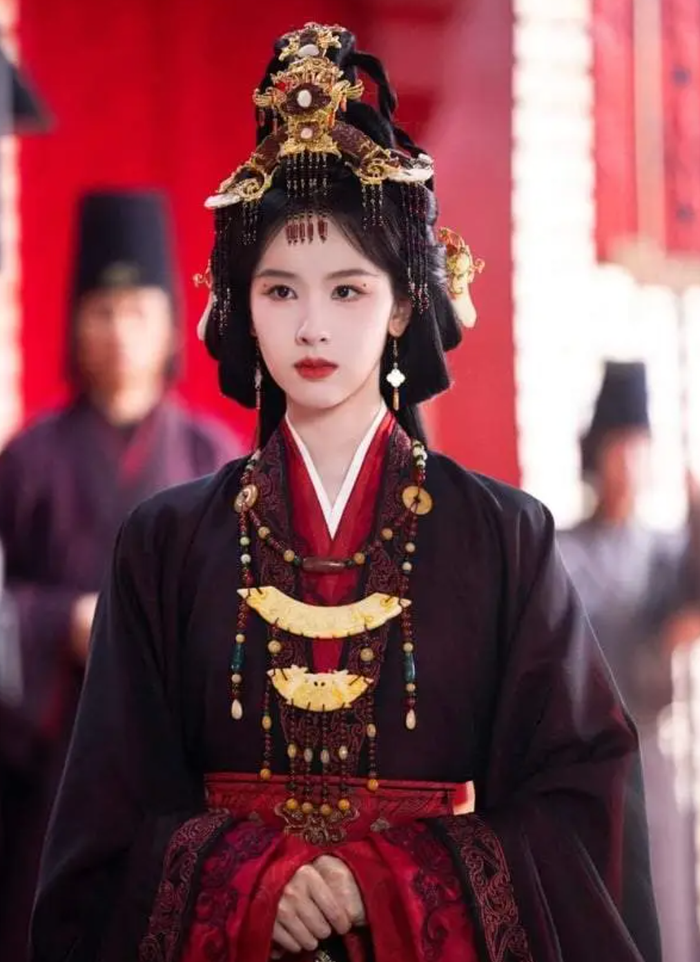 Trần Đô Linh vào vai nữ chính trọng sinh đầy tham vọng trong Kiều Sở. Ảnh: Sohu