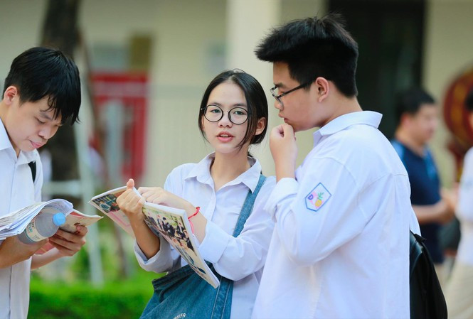 Thí sinh phải chú ý về việc xác nhận nhập học lớp 10. Ảnh minh hoạ